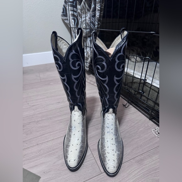 Dan Post Shoes - Black and White Cowboy Boots